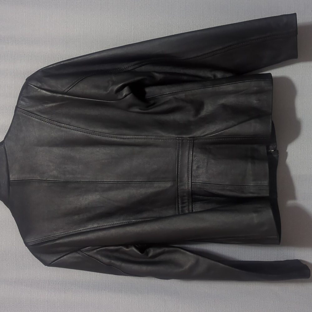 Leather jacket - Picture 4 of 4